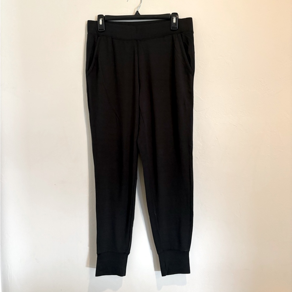 Gaiam Black Jogger womens size medium with pockets